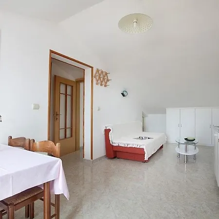 Fuer 4 Personen Ca 38 Qm In Rabac, Istrien Bucht Von Apartment Rabac